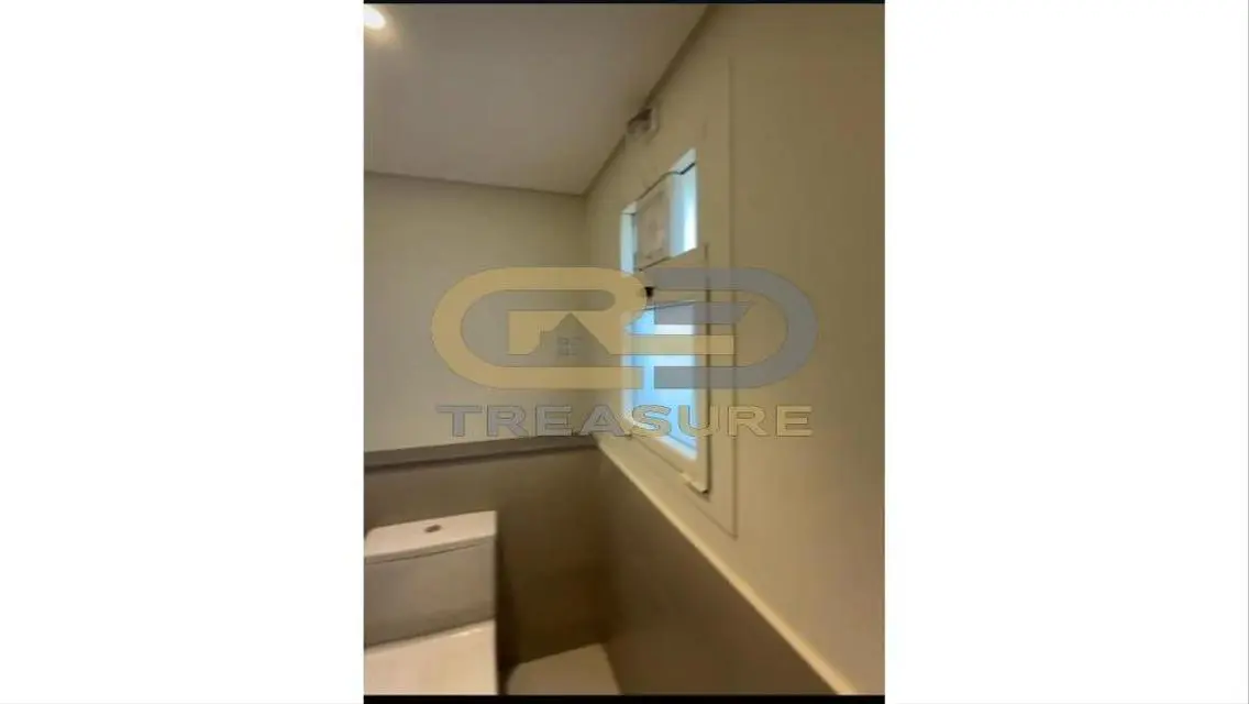 Treasure of 3 Bedroom Apartment for Sale in the Heart of the City