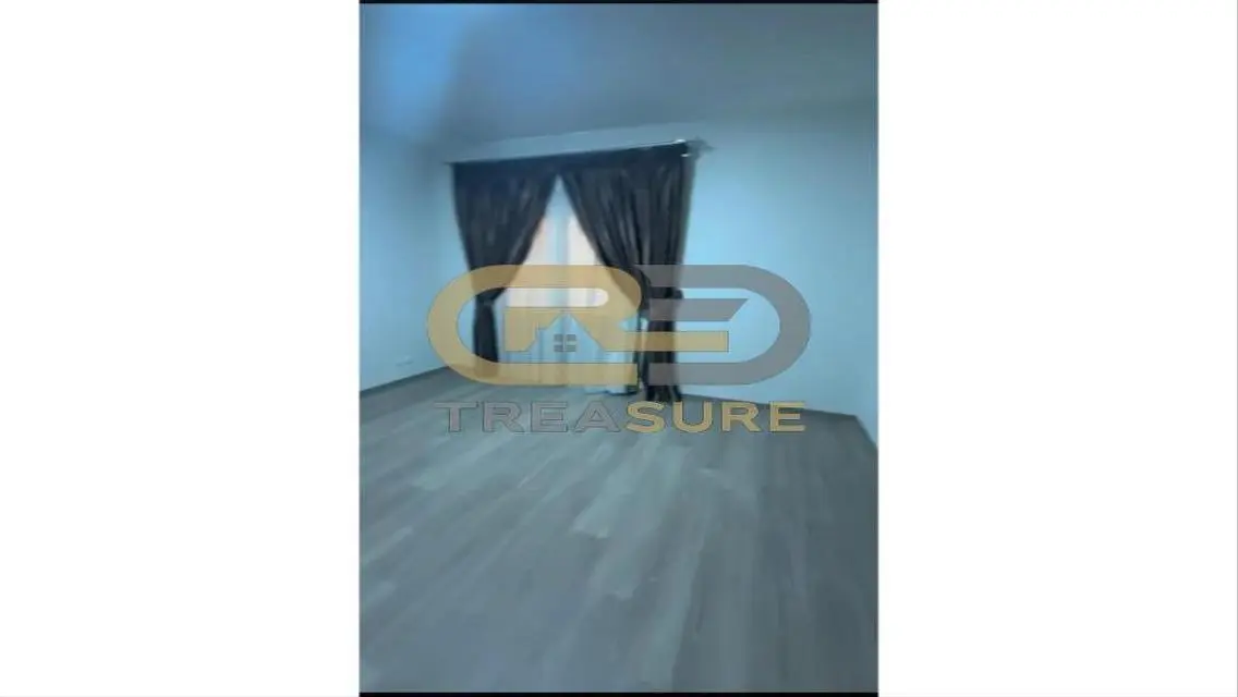 Treasure of 3 Bedroom Apartment for Sale in the Heart of the City