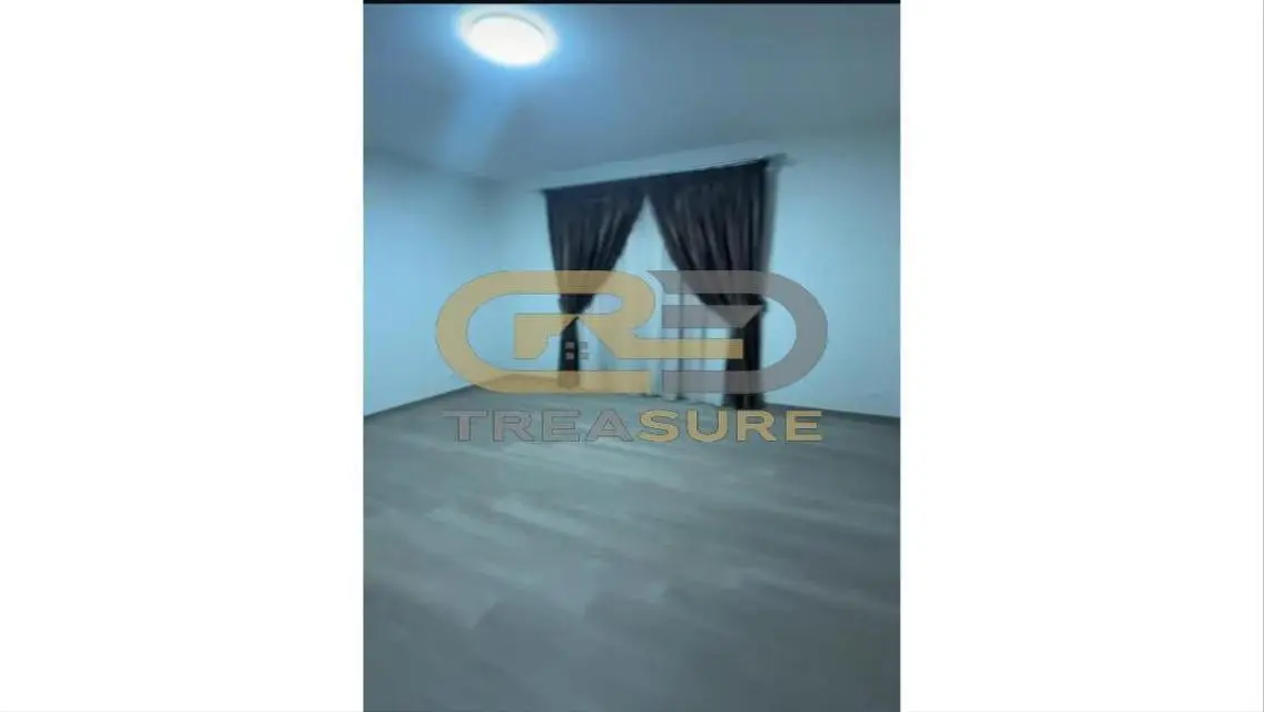 Treasure of 3 Bedroom Apartment for Sale in the Heart of the City