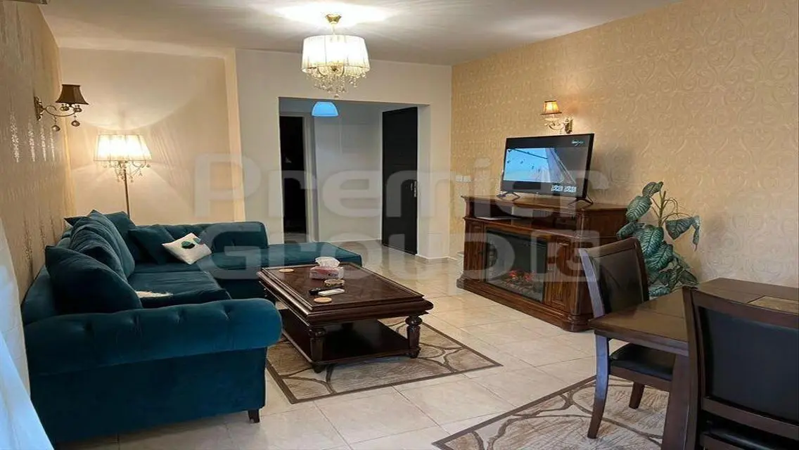 Comfortable Apartment with 90 Square Meters