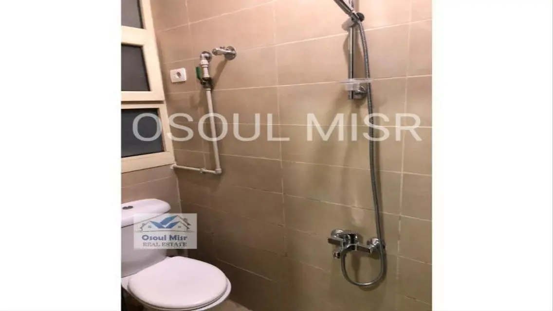شقة فاخرة بالحديقة الخاصة للبيع