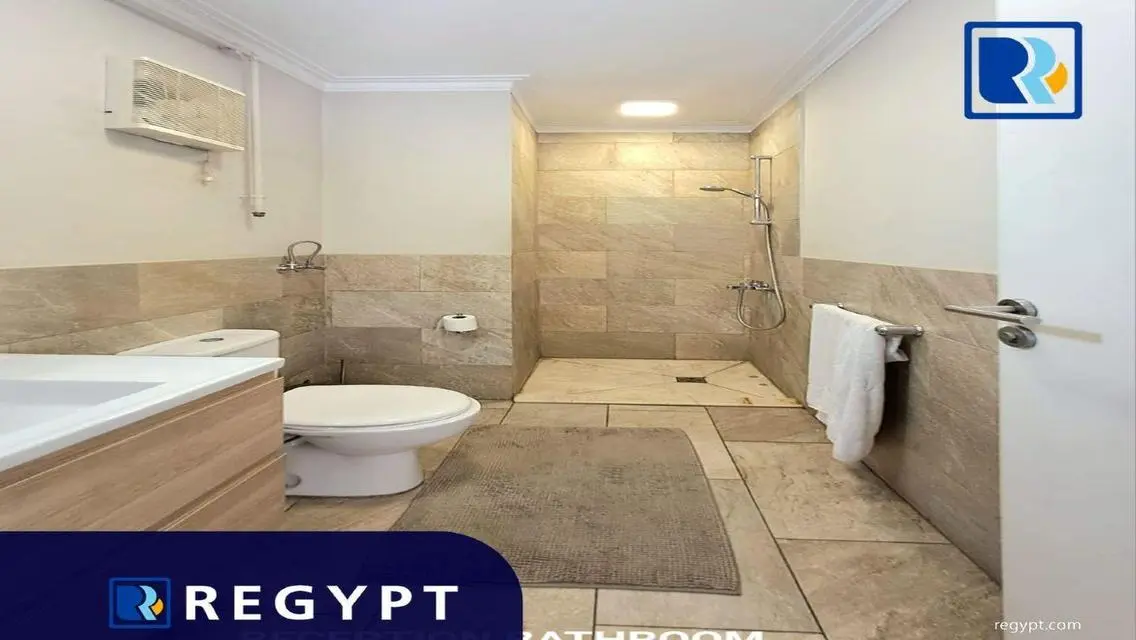 شقة مفروشة للبيع في مصر بسعر مغري