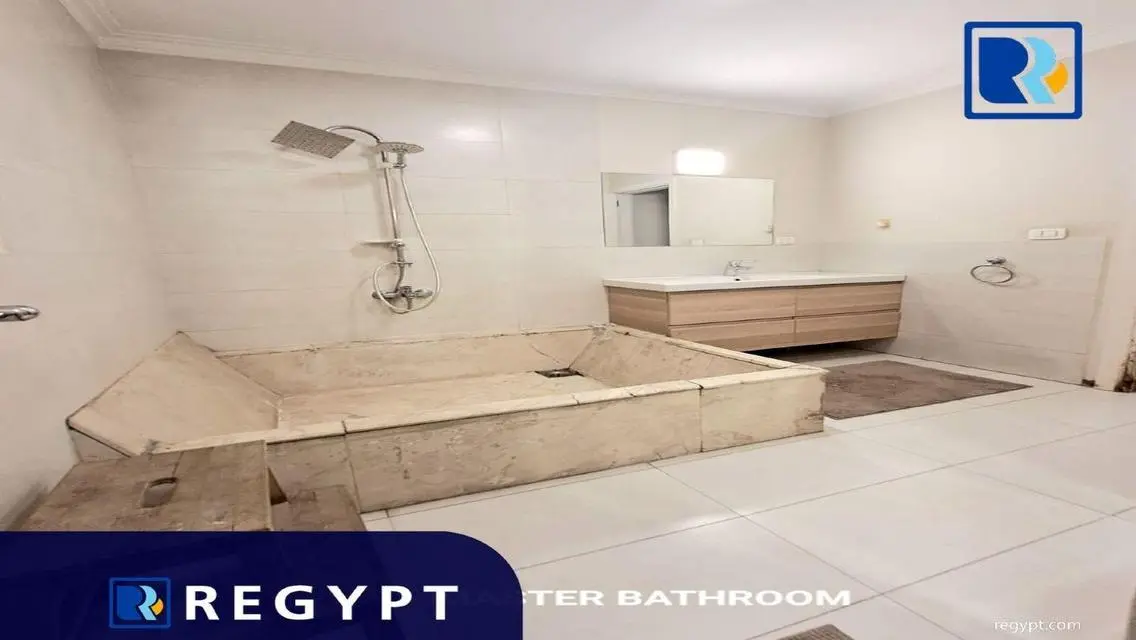 شقة مفروشة للبيع في مصر بسعر مغري