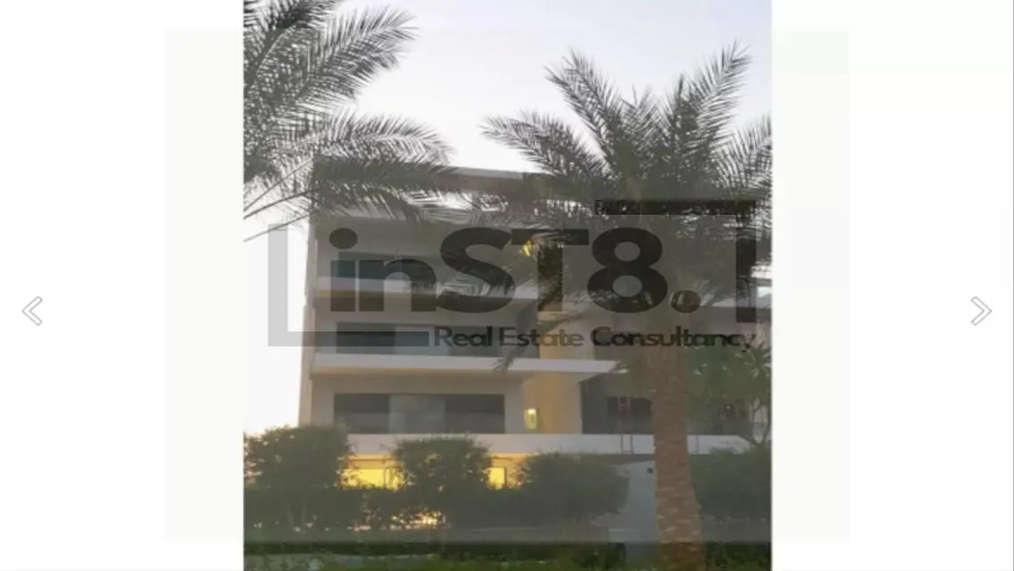 Luxury Villa for Sale in ST81 with Private Pool and Garden