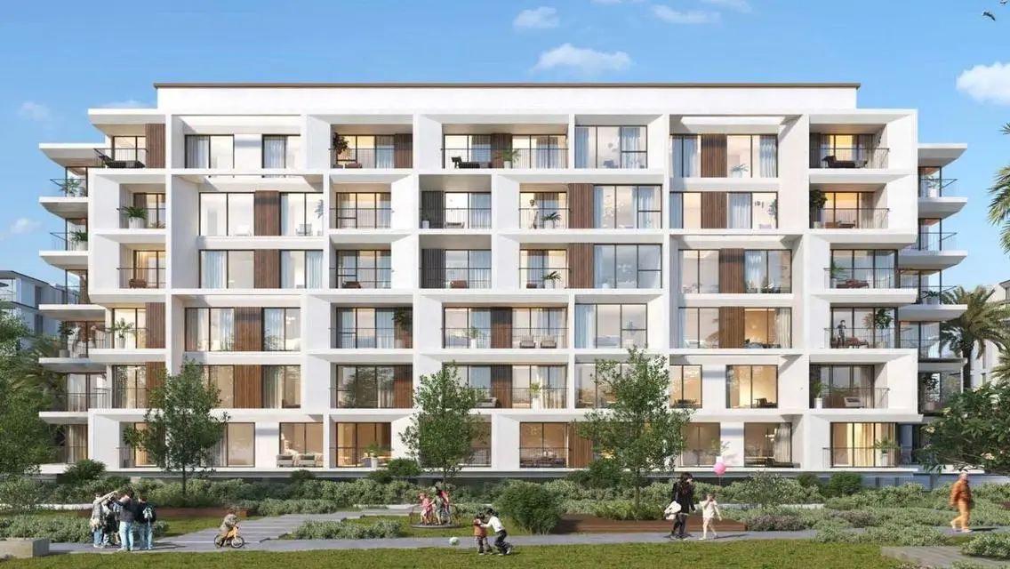 Luxurious Apartment with Spacious Area by the Lakes