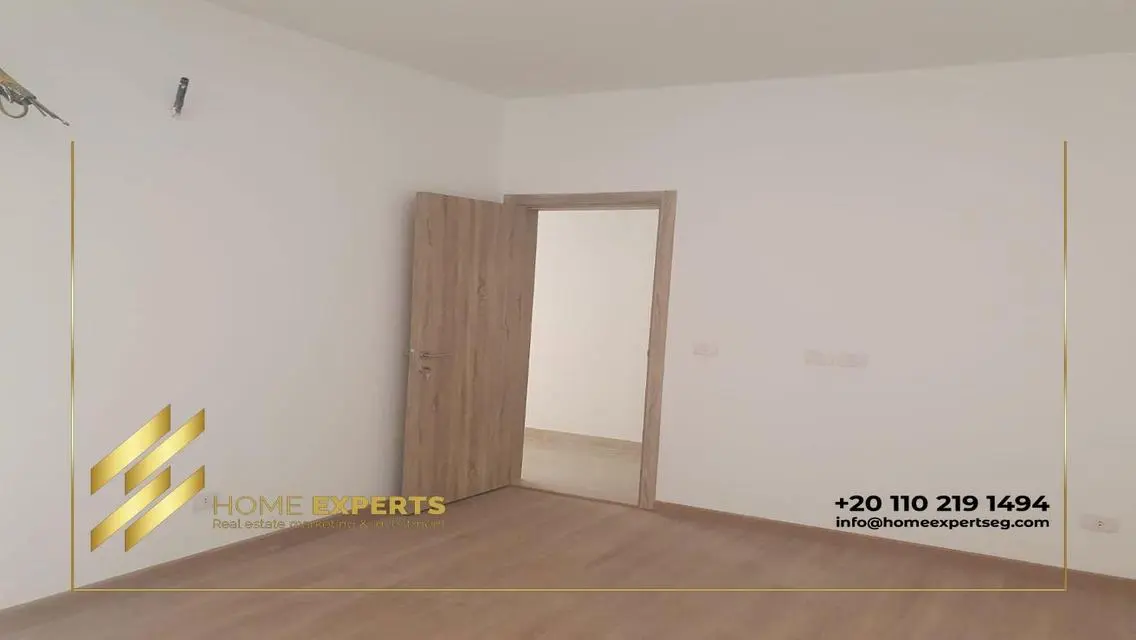 Luxurious Apartment with Prime Location