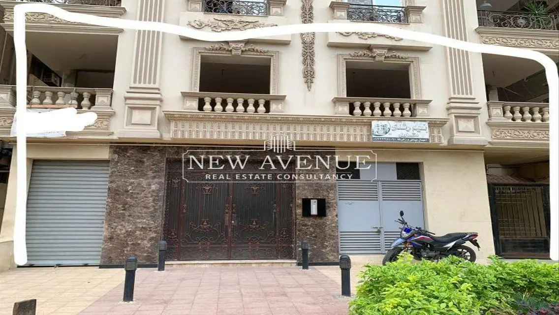 Stunning 400 sqm Apartment Priced at 17,000,000