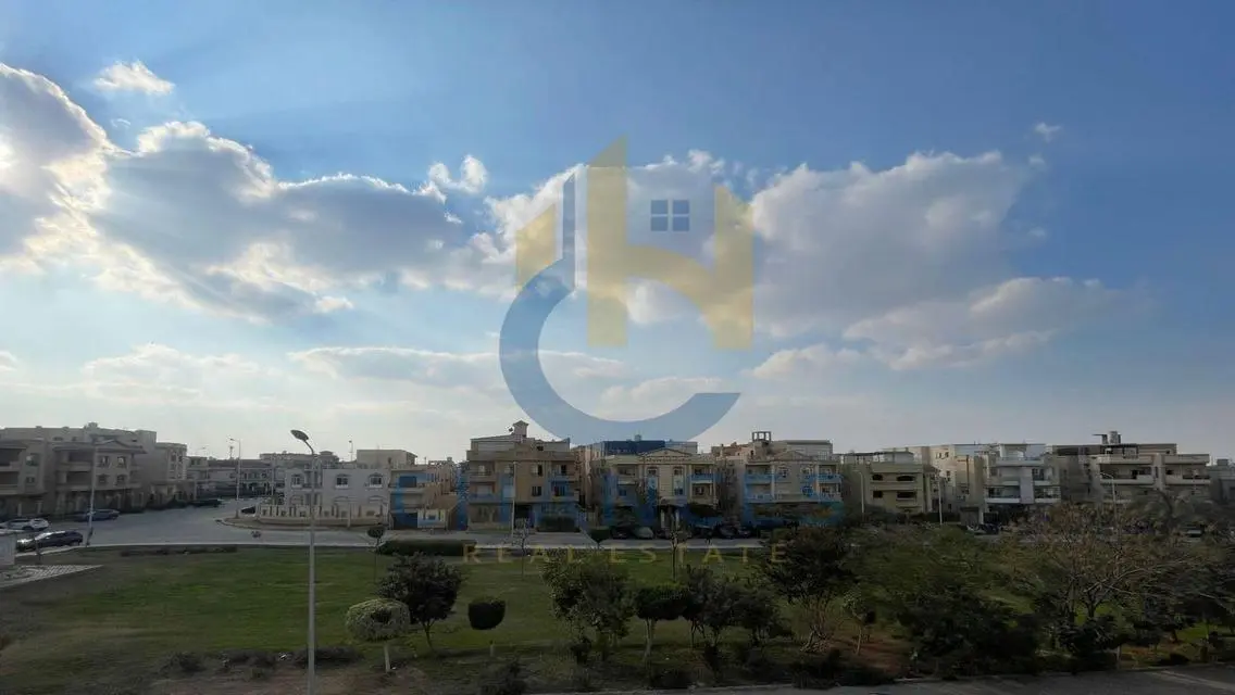 شقة للبيع بمساحة 210 متر مع شرفة في 2019