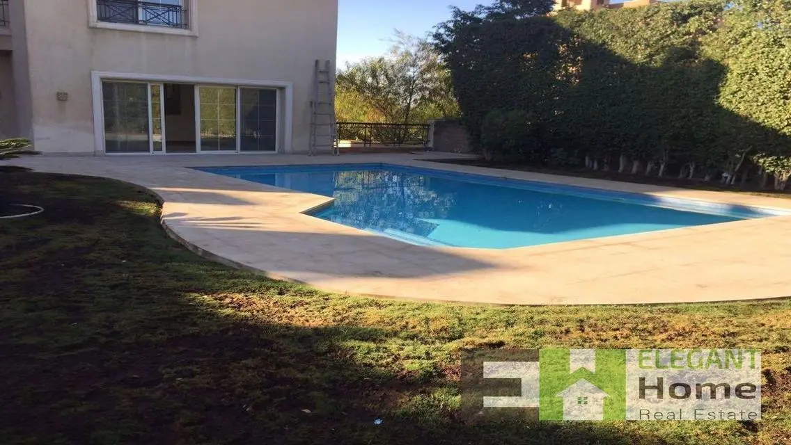 Luxury Apartment for Sale with Lake View