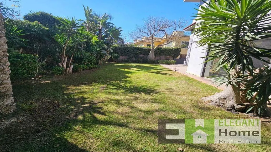 Luxury Apartment for Sale with Lake View