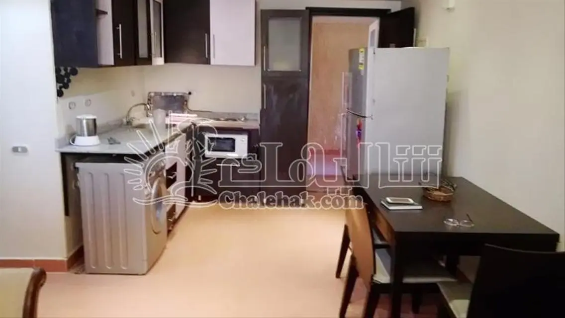 شقة فاخرة بمساحة واسعة مع جميع التسهيلات في قلب المدينة