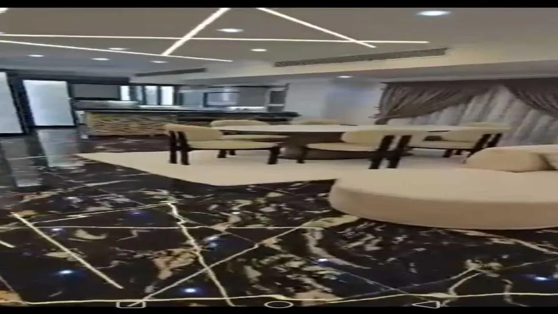 شقة مميزة 3 غرف نوم مع حديقة خاصة ومرافق متميزة