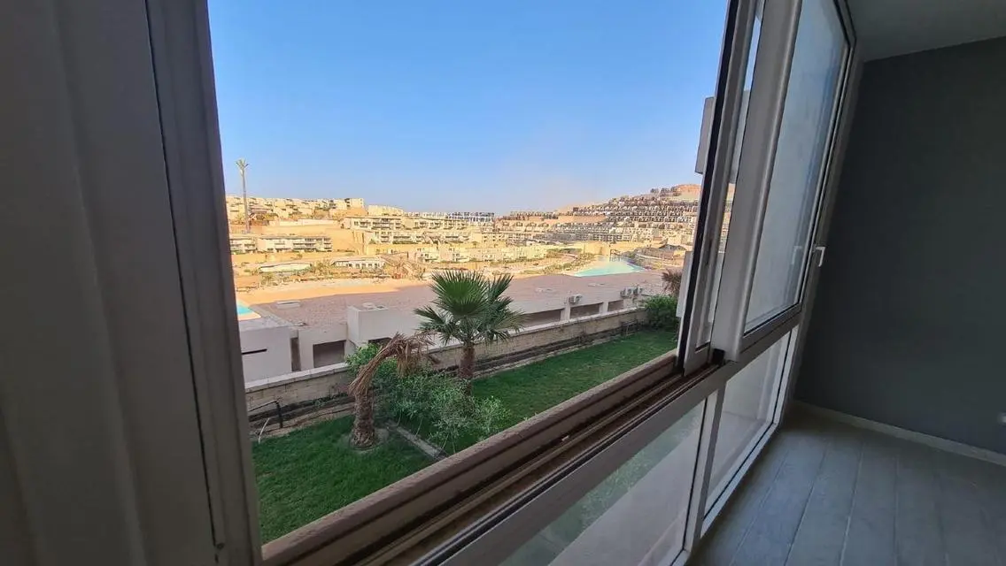شقة فاخرة بإطلالة ساحرة على البحيرات