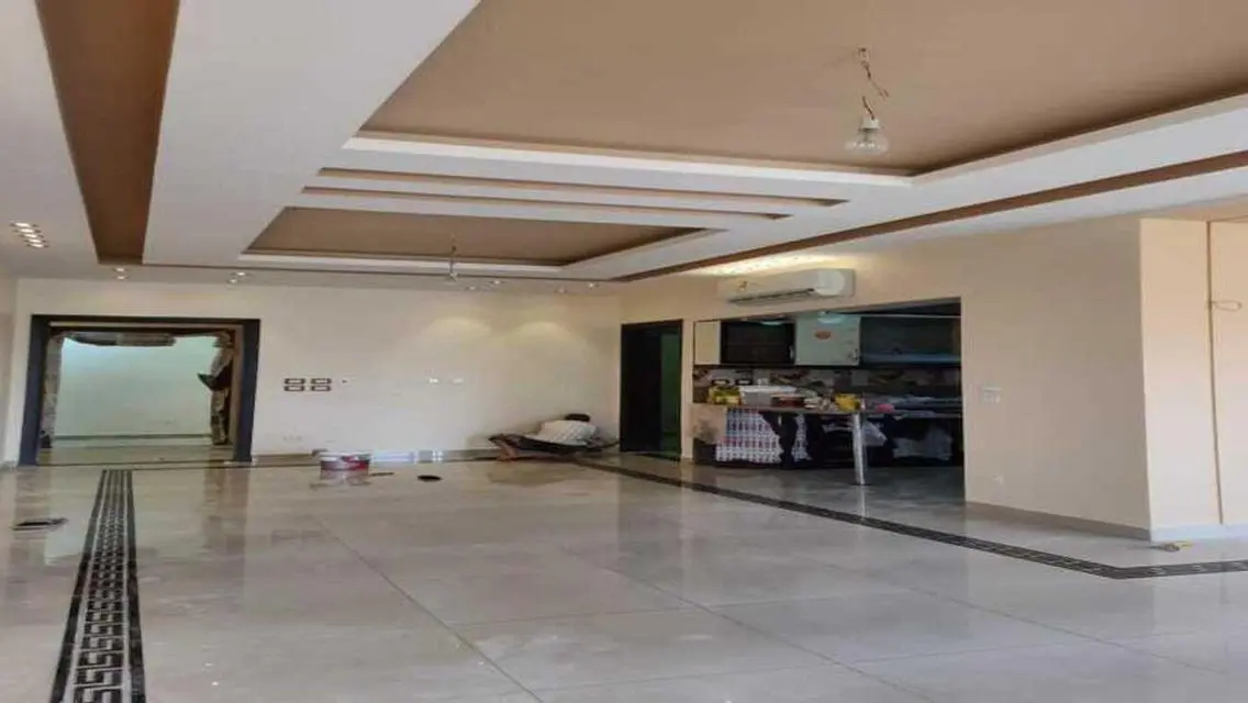 Luxury 3-Bedroom Apartment with 205 Meter Space