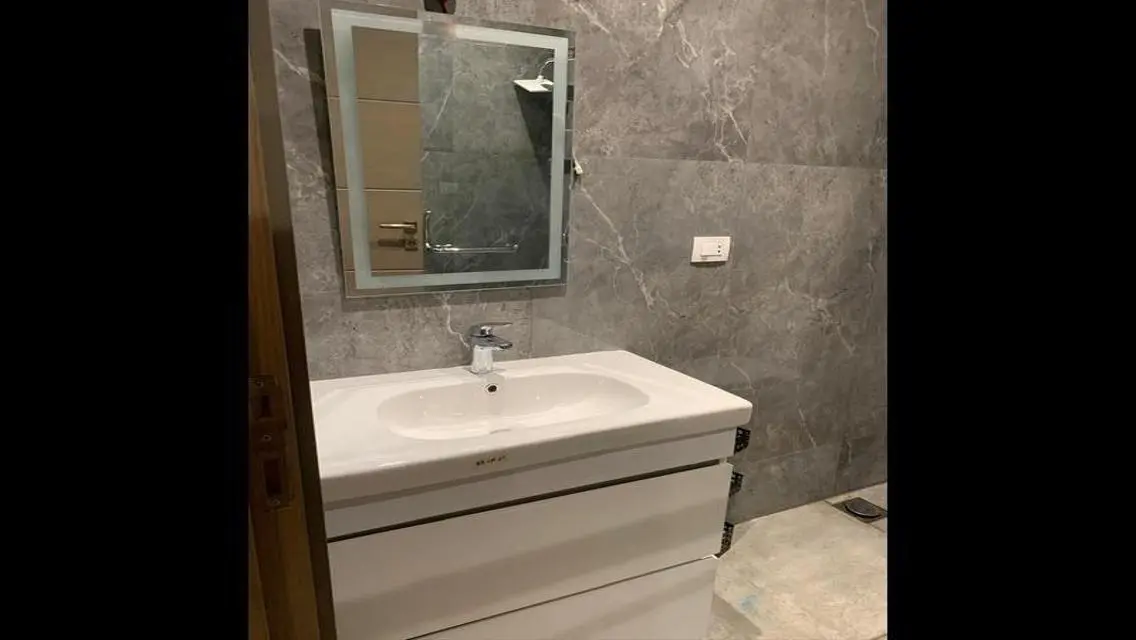 Luxury Apartment Overlooking Lakes for Sale