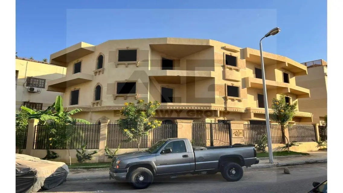 شقة فاخرة للبيع في قلب المدينة