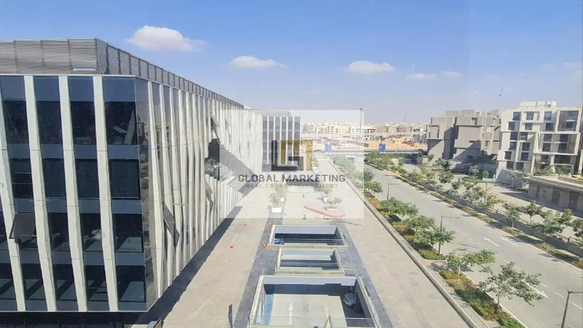 مساحة مكتبية متميزة للإيجار في قلب المدينة