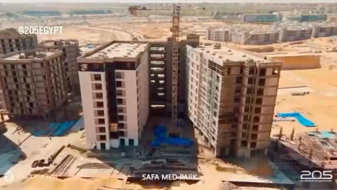 جزيرة كانال والكانال - عقار مميز للبيع