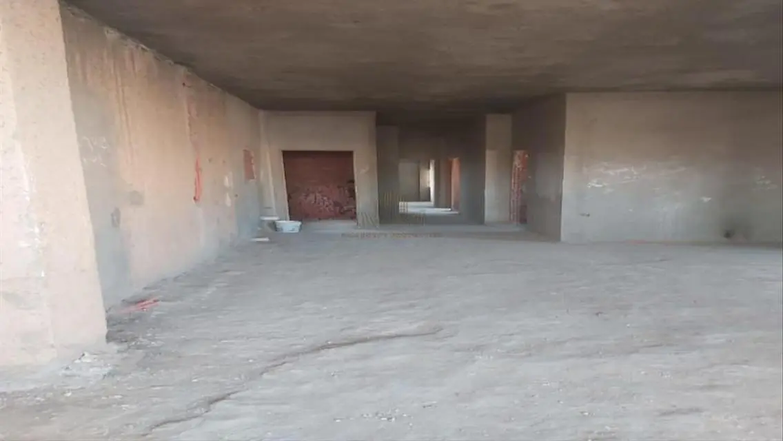 شقة فاخرة للبيع بمساحة متر