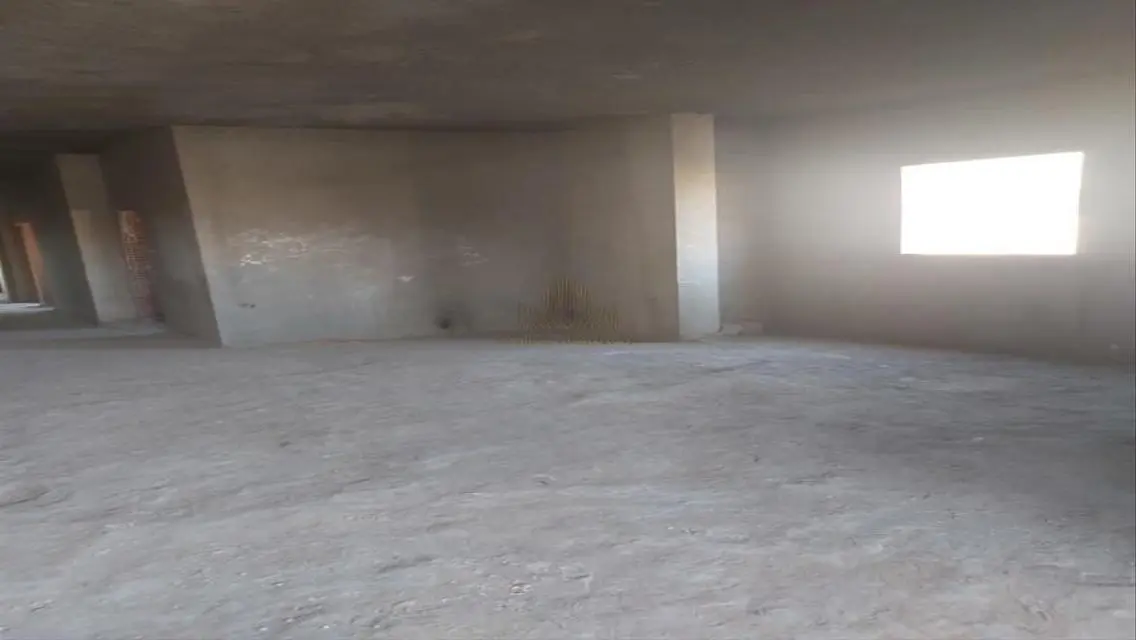 شقة فاخرة للبيع بمساحة متر