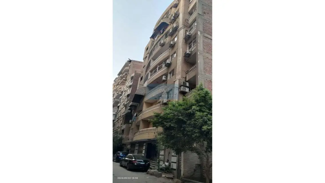 Luxury Apartment for Sale - 400 Square Meters