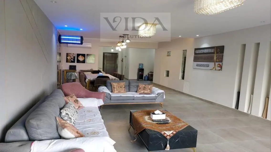 Luxury Villa with 218 Sqm in the Heart of the City