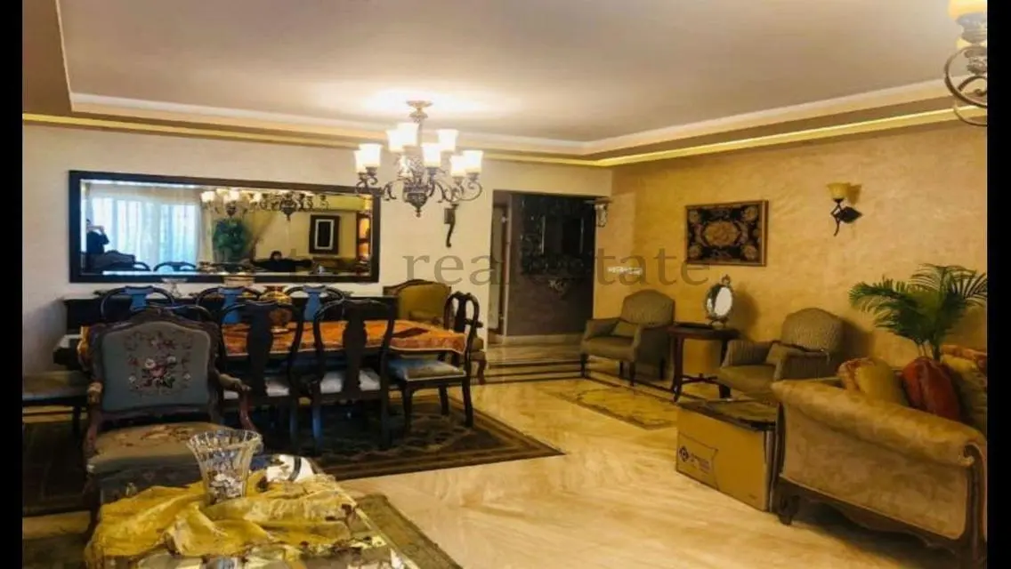 Luxury Apartment with Amenities in the Heart of the City