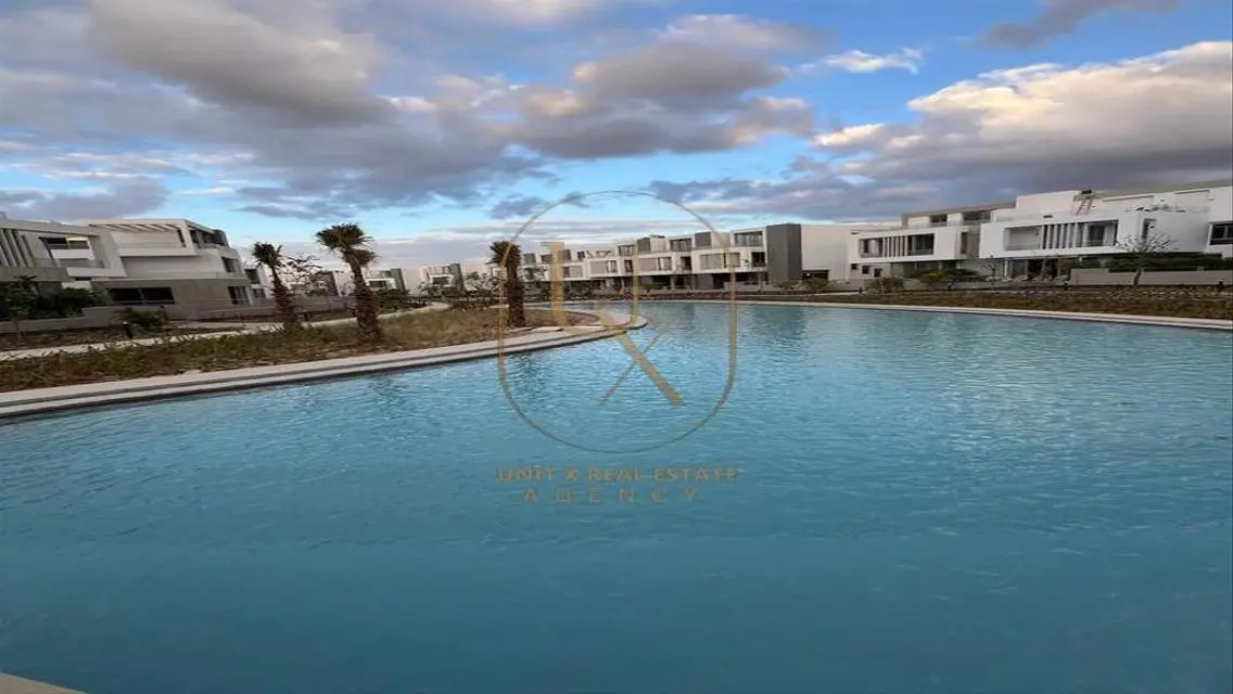 Luxury Apartment in Q-North with Spacious Layout