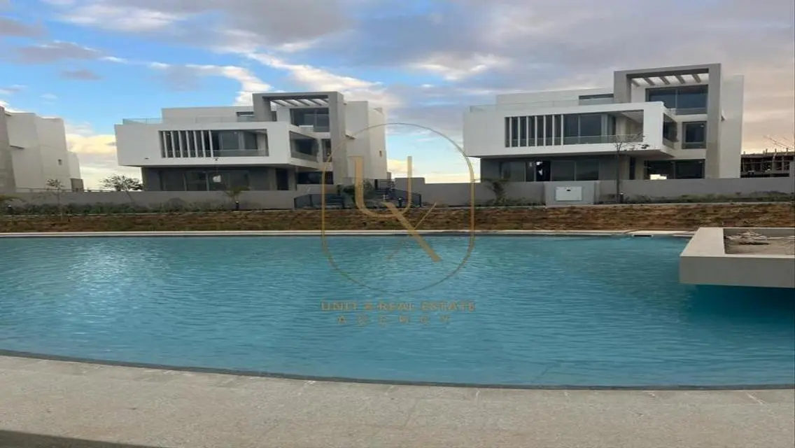 Luxury Apartment in Q-North with Spacious Layout