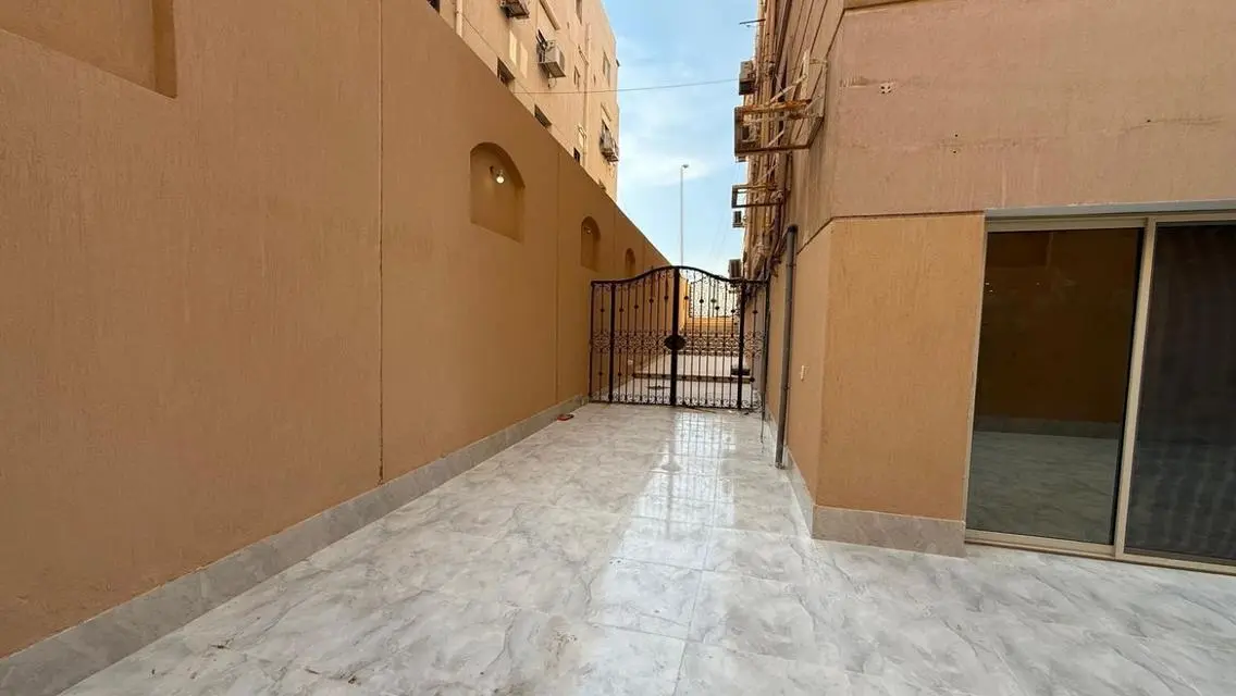 شقة مميزة للايجار في مبنى حديث