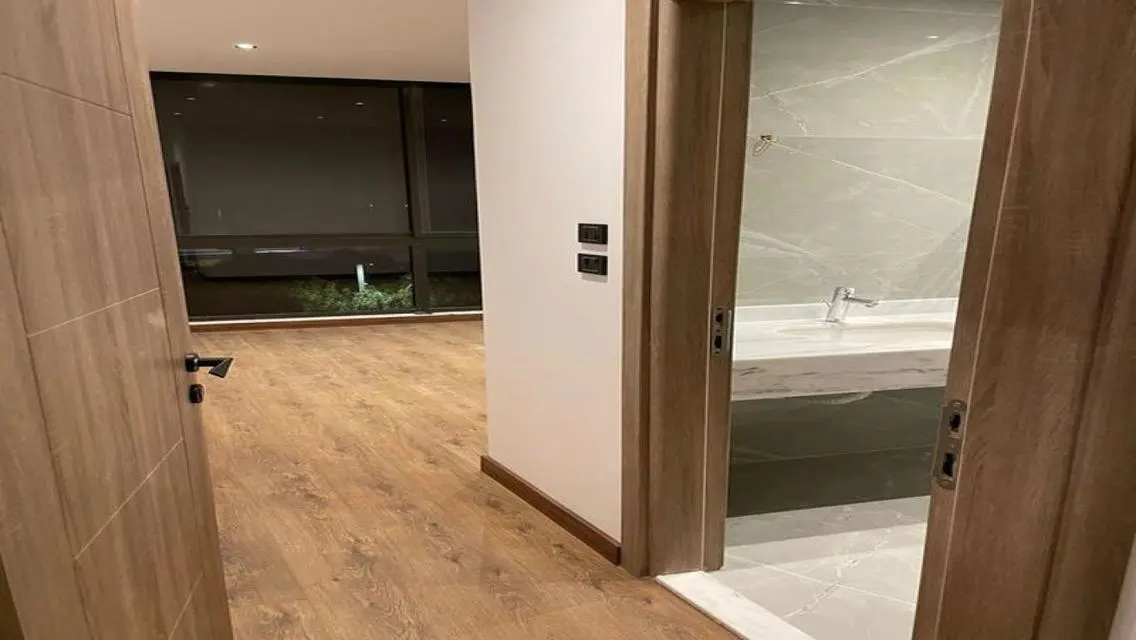 Luxury Apartment for Rent in Lake View Residence