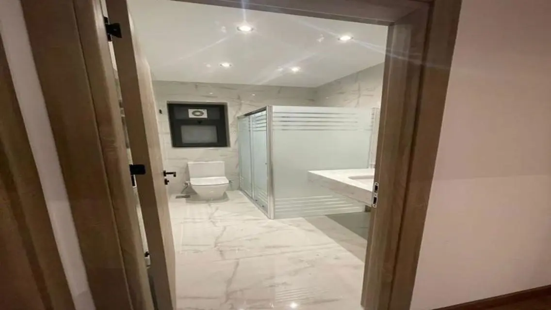 Luxury Apartment for Rent in Lake View Residence