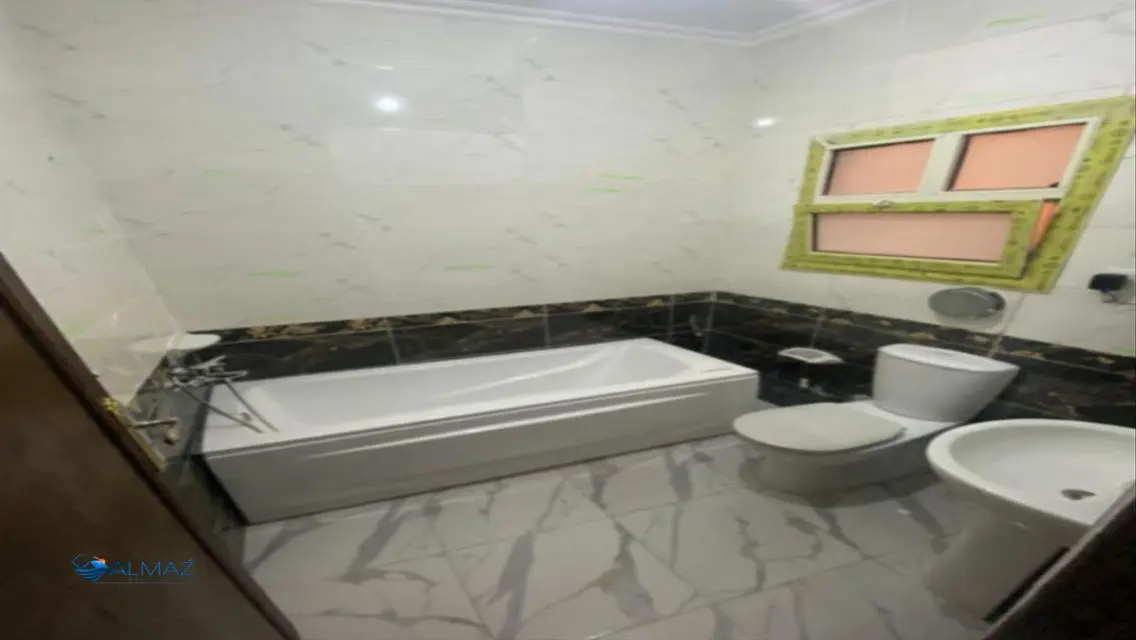 Luxury Apartment for Rent in E8535-D-140