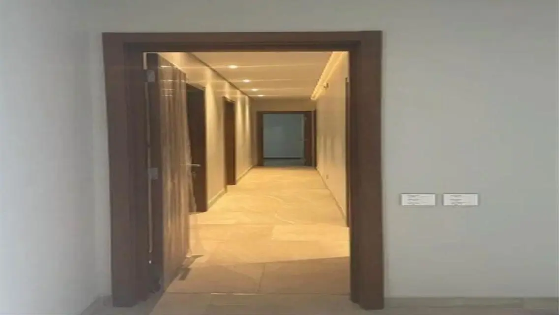 شقة فاخرة بمساحة واسعة بسعر مغري