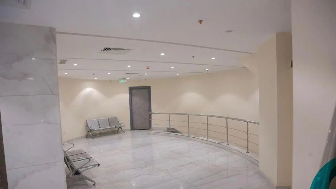 Premium Commercial Property spanning 39 square meters