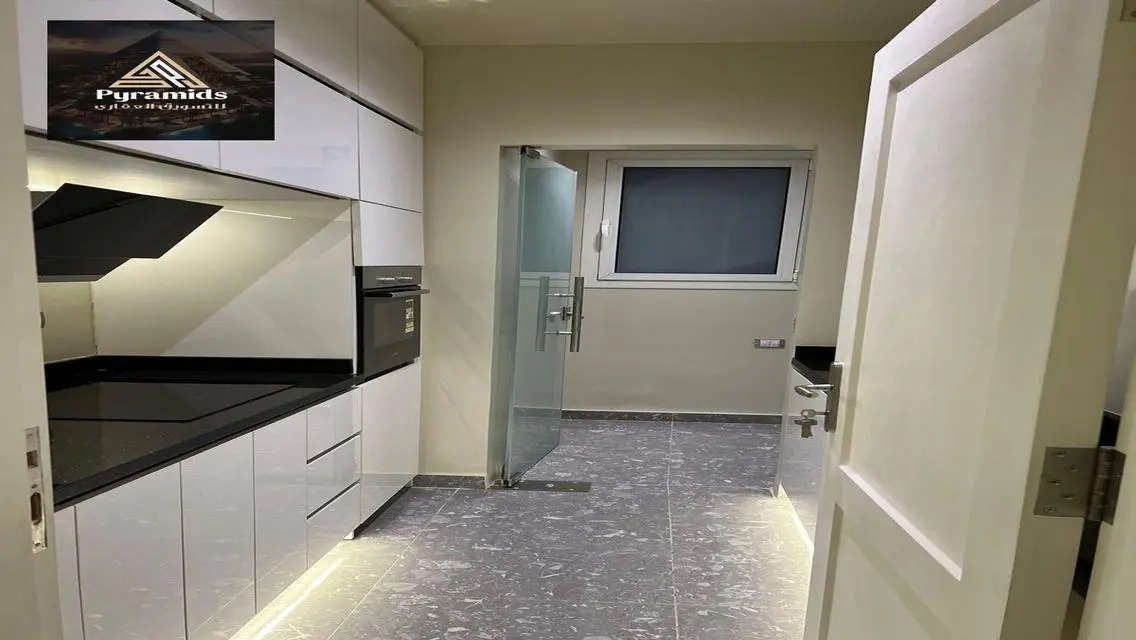 Luxury Villa for Sale with 2500 sqm at a Price of 125000