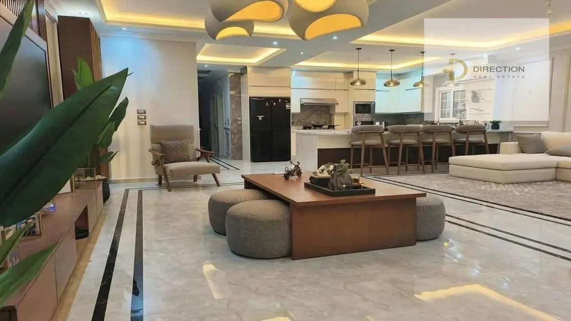منزل فاخر مع حديقة ومسبح خاص