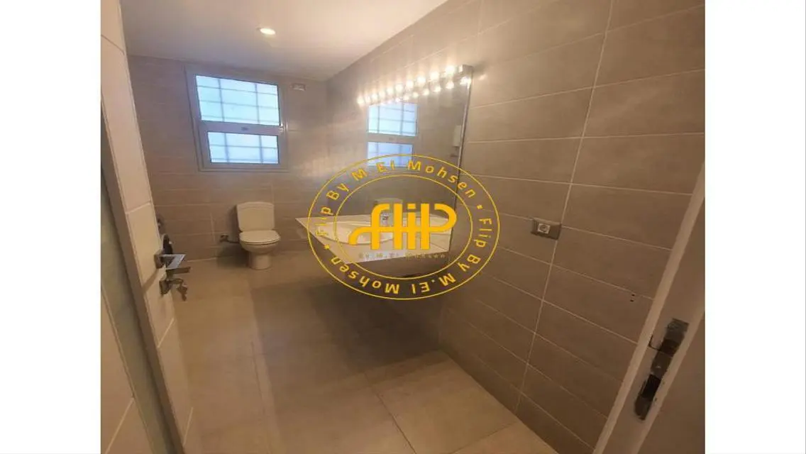 شقة أرضية للإيجار في بالم باركس - 273 متر