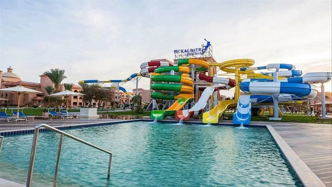Luxury 3-Bedroom Apartment with Balcony and Shared Pool