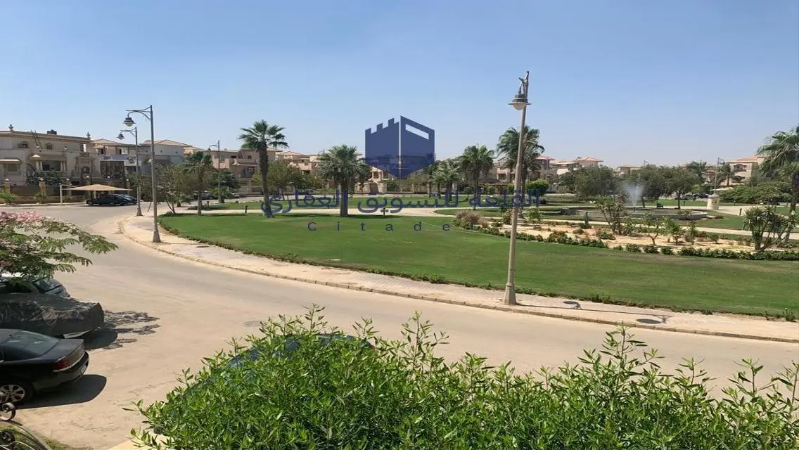 شقة فاخرة مع إطلالة مميزة في قلب المدينة