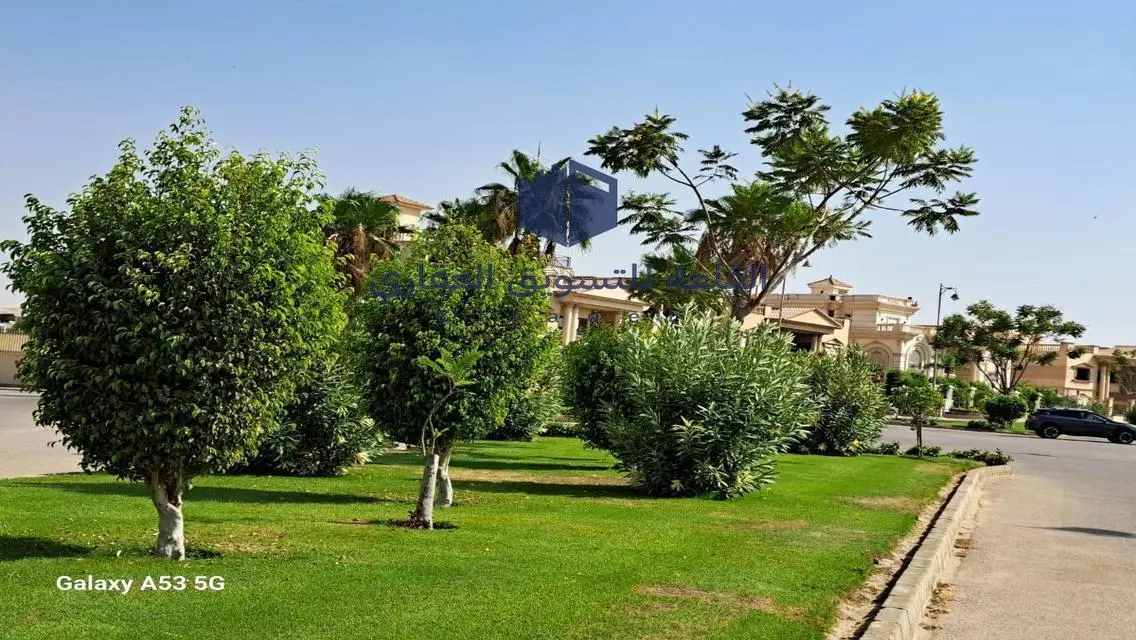 شقة فاخرة مع إطلالة مميزة في قلب المدينة