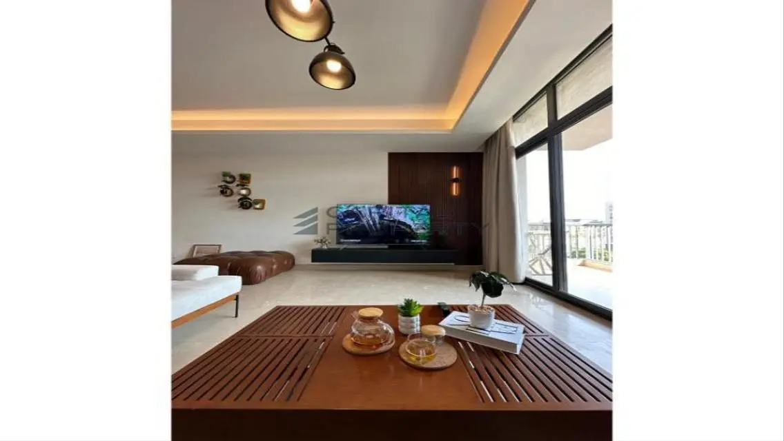 Luxury Apartment with 2500 sq ft - $125,000