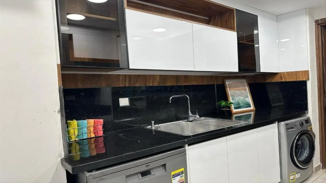 Luxury Apartment with 2500 sq ft - $125,000
