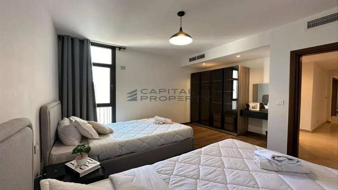 Luxury Apartment with 2500 sq ft - $125,000