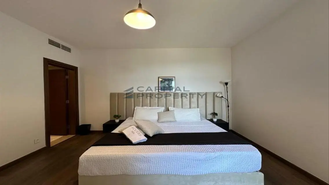 Luxury Apartment with 2500 sq ft - $125,000