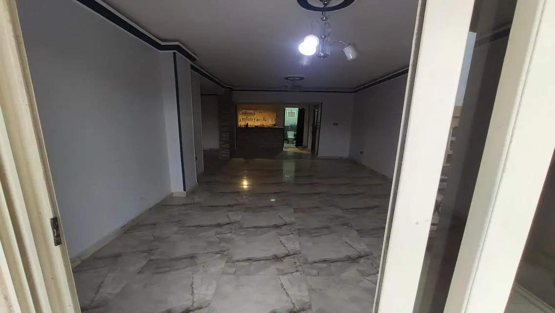 Stunning Apartment for Sale with Lake View