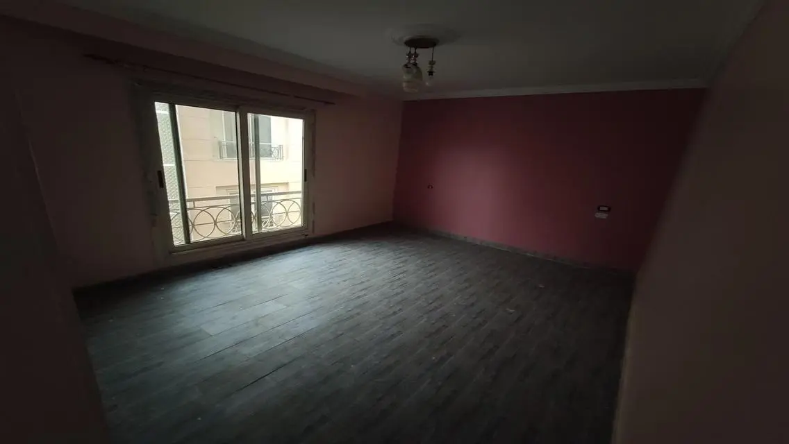 Stunning Apartment for Sale with Lake View