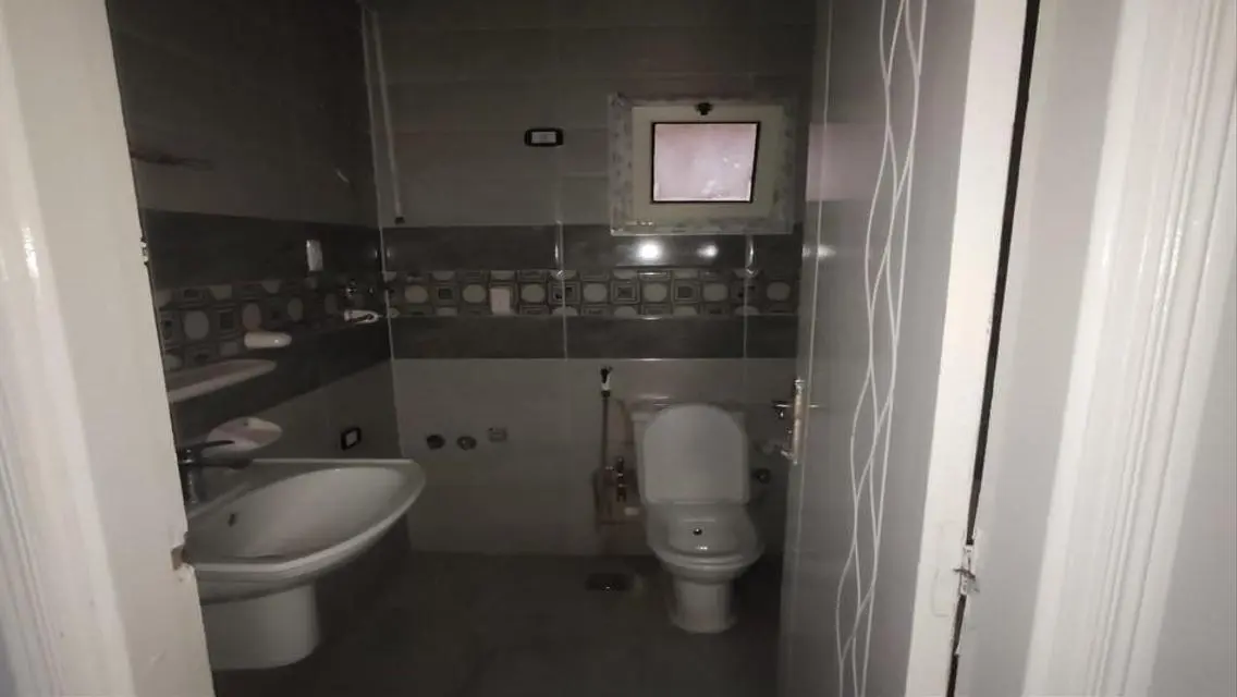 Stunning Apartment for Sale with Lake View