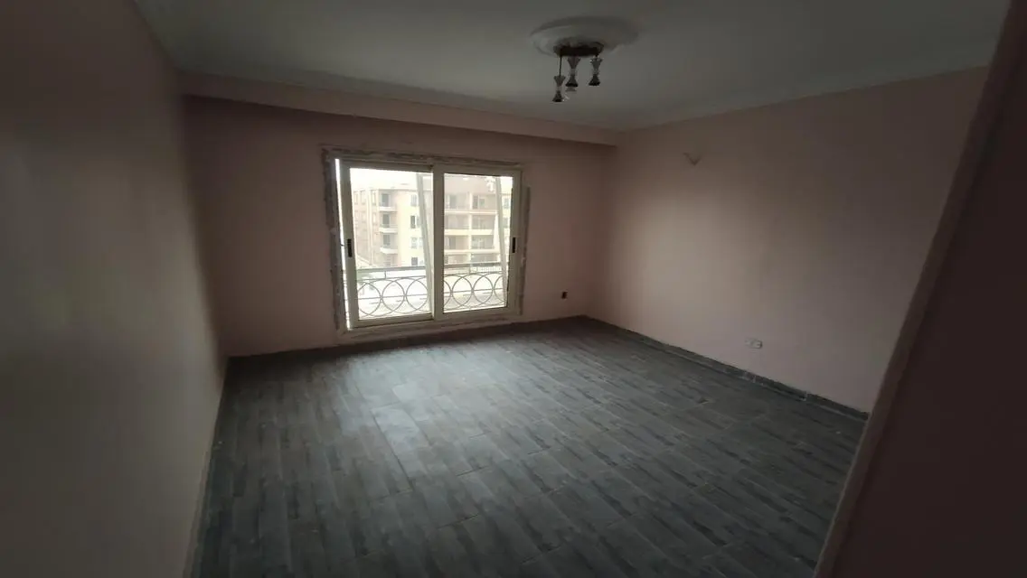 Stunning Apartment for Sale with Lake View