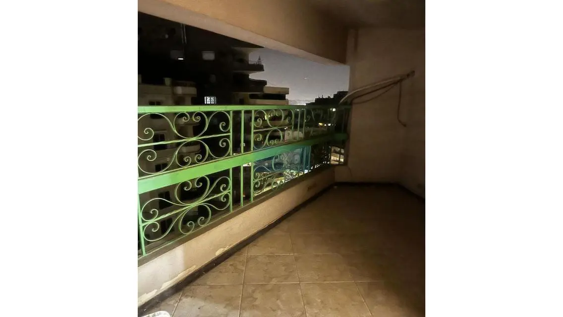 -300150- Luxury Apartment with Balcony